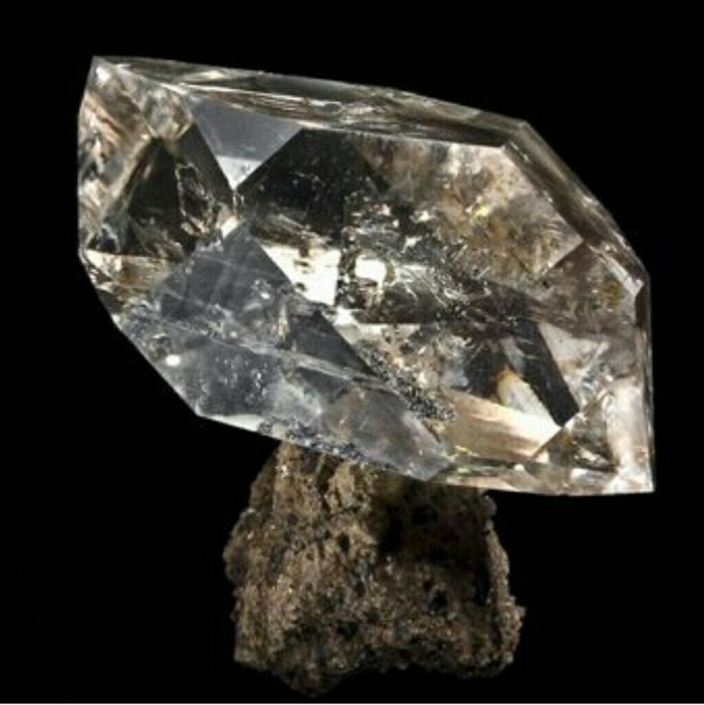 HERKIMER DIAMOND QUARTZ EARRINGS - Picture 8 of 8